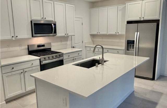 11476 PANOLEDGE Avenue photos photos