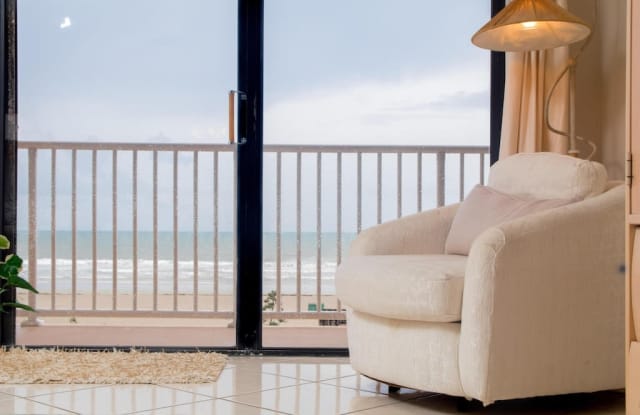15 N Atlantic Ave - 15 North Atlantic Avenue, Cocoa Beach, FL 32931