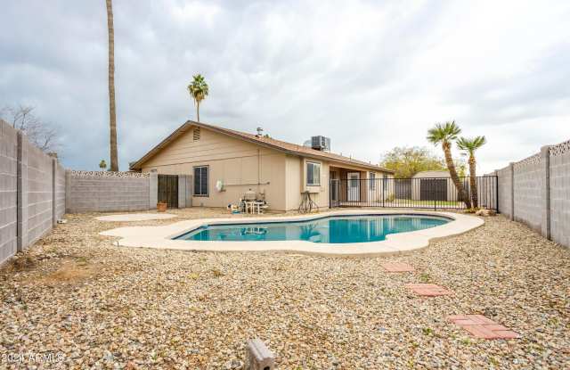 302 W Shawnee Drive photos photos