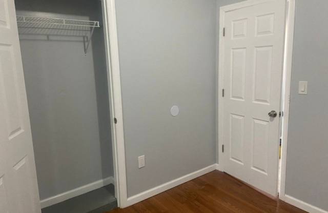 502 S 18Th St photos photos