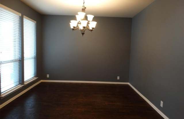 2613 Waterdance Drive Gallery 2