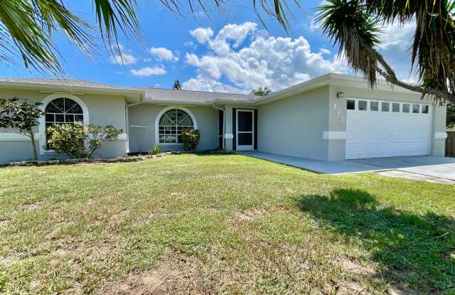 3 BR , 2 Bath Annual Screened Pool Home Available - 462 Tulip Drive, Sebastian, FL 32958