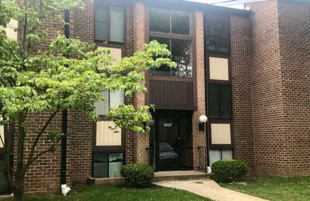 9707 KINGS CROWN Court photos photos 9707 KINGS CROWN Court photos photos