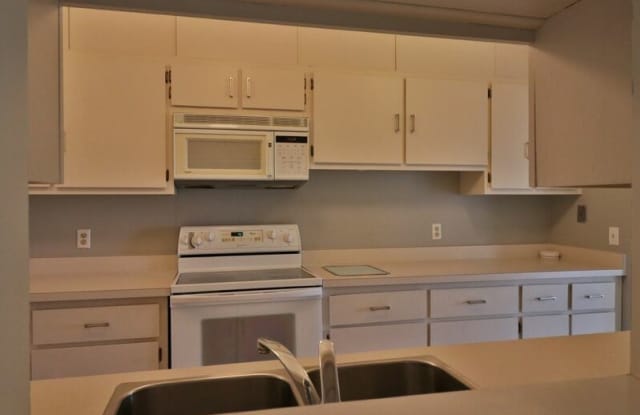 7865 E. Mississippi Ave. - 7865 Candlewyck, Denver, CO 80247