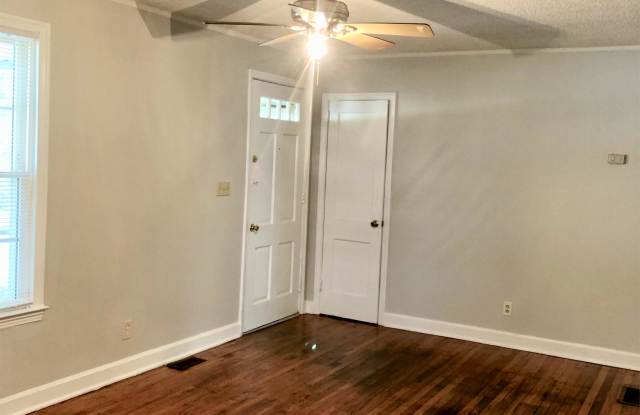 3319 Maywood Drive Gallery 2