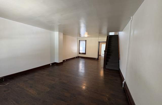 224 Charles St Gallery 2
