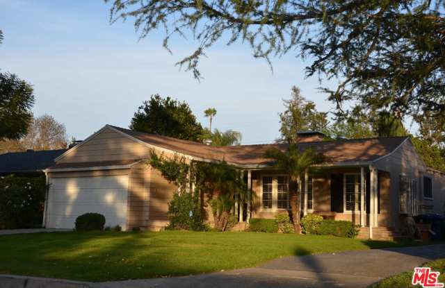 4620 MARY ELLEN AVE - 4620 Mary Ellen Avenue, Los Angeles, CA 91423