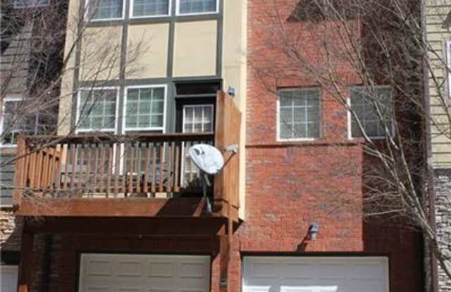 3649 Ashford Creek Place NE Gallery 2