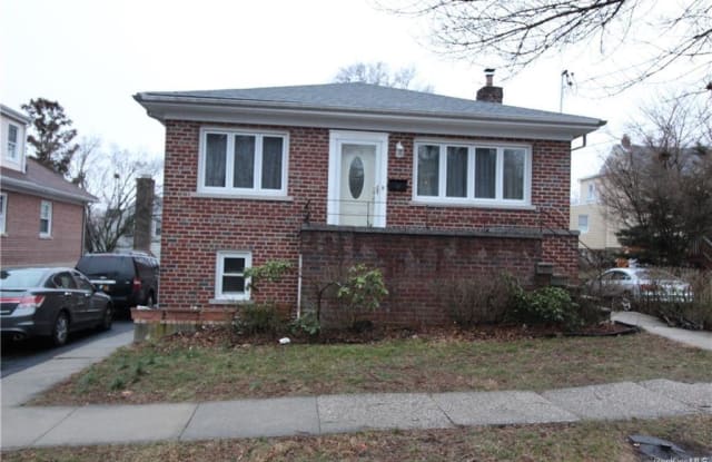 54 Sixth Street - 54 6th Street, Pelham, NY 10803
