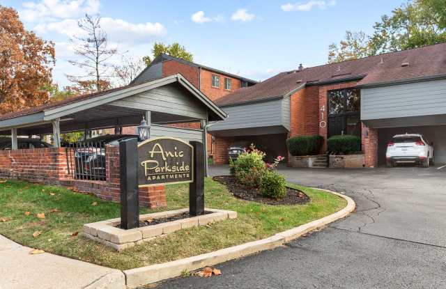 447 W Jefferson photos photos