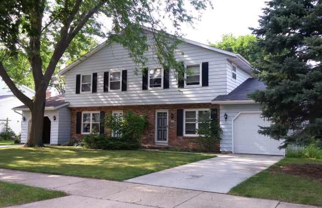 5304 Manitowoc Pkwy photos photos