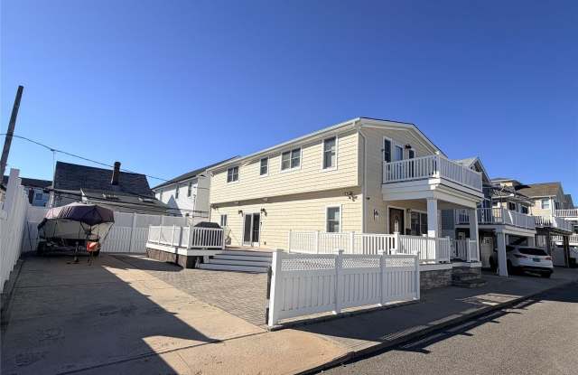 65 New Hampshire Street Gallery 4