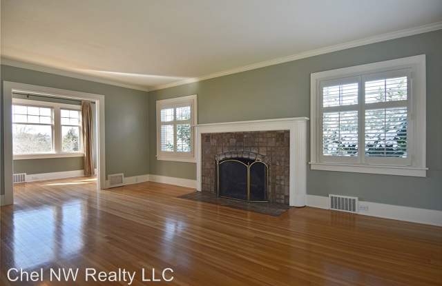 2841 Mount Rainier Drive S Gallery 4