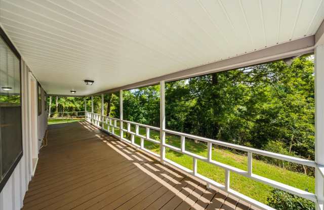 250 Goodfield Creek Road Gallery 4