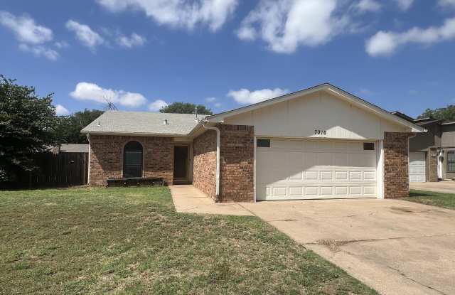 7016 York Avenue - 7016 York Avenue, Lubbock, TX 79424