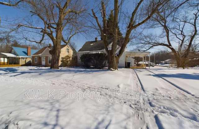 871 Kennebec Ave - 871 Kennebec Avenue, Akron, OH 44305