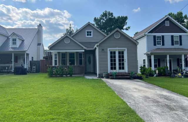 204 Hemlock Drive photos photos