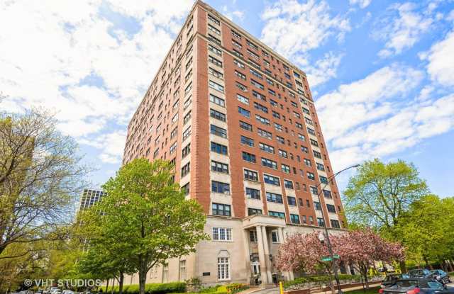 4300 N Marine Drive Gallery 1