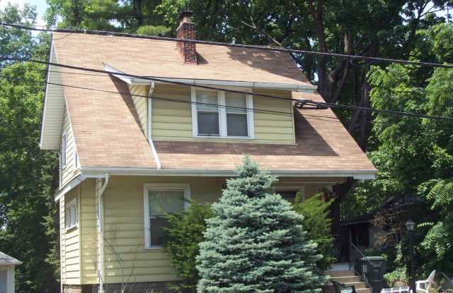 2627 Neil Ave. (3 Bedrooms) photos photos