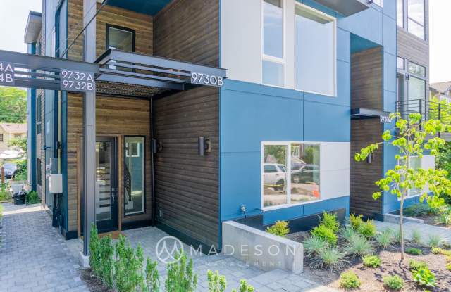 ONE MONTH FREE! Modern 3BR + Flex | A/C | Rooftop Deck | Green Lake photos photos