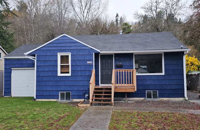 Approved Application - Renton home - West of Maplewood area off of Hwy 169 - 4 bedroom 2 bathroom - Available NOW for move in! - 3106 Southeast 5th Street, Renton, WA 98058