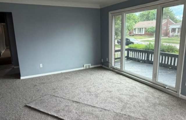 26125 Huntington Drive Gallery 2
