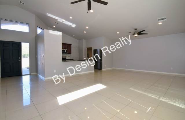 Silverado Hills 3 Bed 2 Bath with Cook's Kitchen Gallery 4