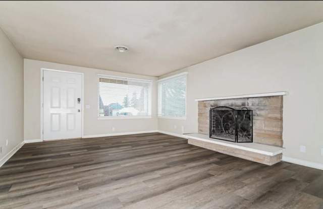 125 Kensington Circle photos photos