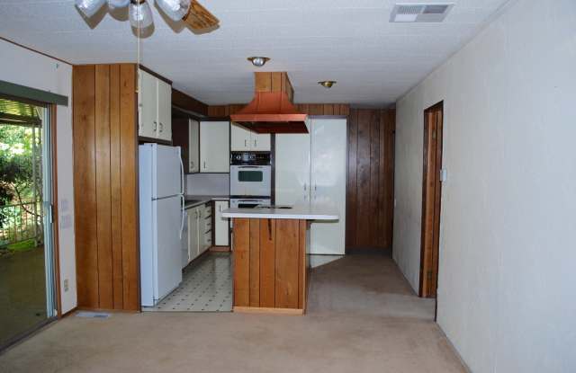 Holly Hills photos photos