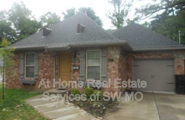 415 W Portland - 415 West Portland Street, Springfield, MO 65807