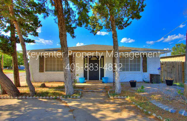 Spacious, beautiful, and conveniently located house for rent! photos photos
