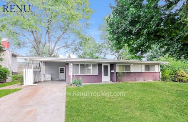 2010 Thrush Drive - 2010 Thrush Drive, Florissant, MO 63033
