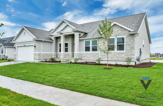 356 E Gilbert Peak Way - 356 East Gilbert Peak Way, Eagle Mountain, UT 84005