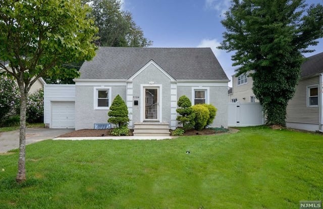 31-04  Heywood Avenue - 31-04 Heywood Avenue, Fair Lawn, NJ 07410