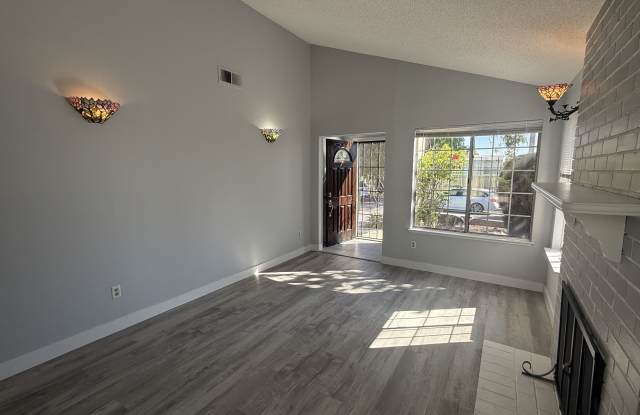 2113 Meadow View Place Gallery 3