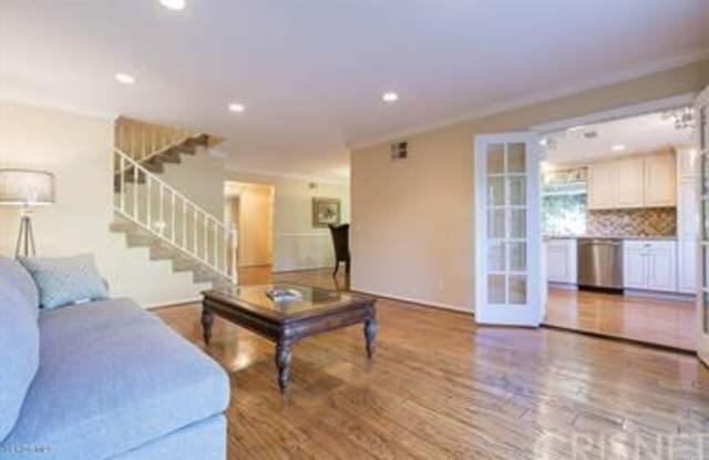 5428 Francisca Way Gallery 4