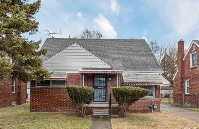 20254 Mackay Street photos photos