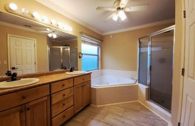 8520 Hannary Circle Gallery 4