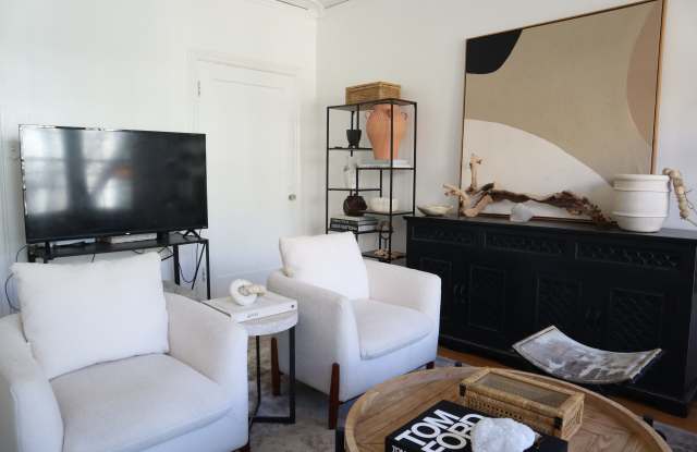 2055 California Street Gallery 2