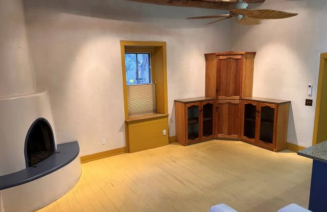 573 W San Francisco Unit A - Located in the heart of the San Francisco Street Gallery 3