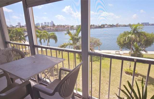 3020 Marcos Dr - 3020 Marcos Drive, Aventura, FL 33160