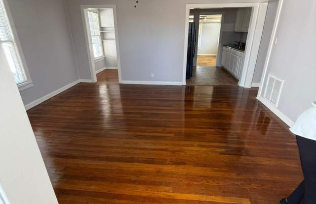 837 ST CLAIR photos photos