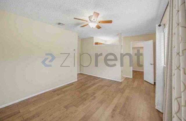 8318 Tuxford Gallery 3