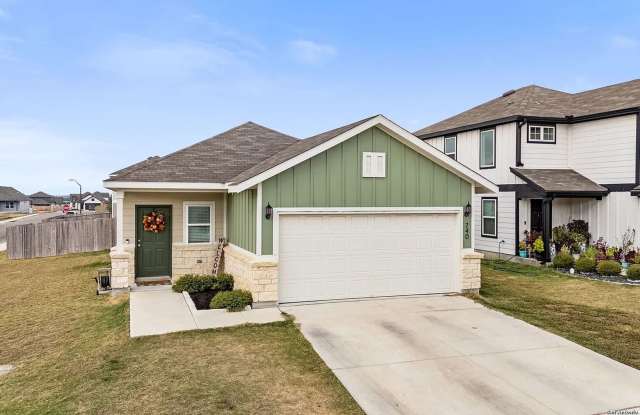 Room in 3 Bedroom Home at Sweetgrass photos photos