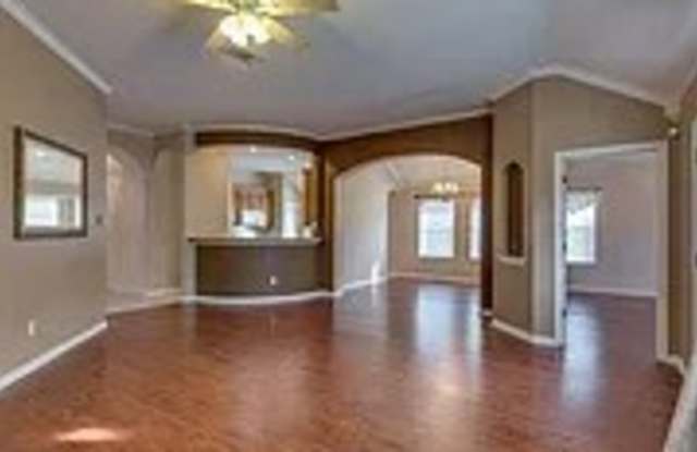 8629 Stetson Drive Gallery 3