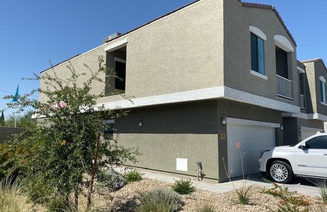 18777 N 43RD Avenue - 18777 N 43rd Dr, Phoenix, AZ 85308