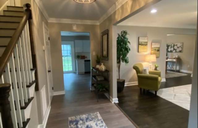 8091 Glenbrook Drive Gallery 2