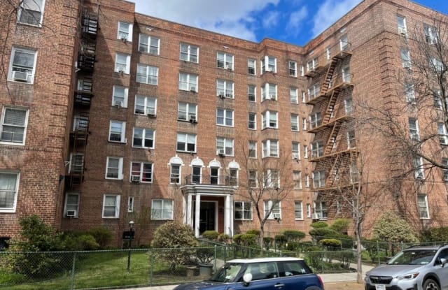 86-11 34 Avenue - 86-11 34th Avenue, Queens, NY 11372