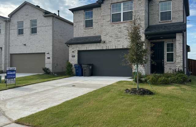 606 aroco Bend Gallery 1