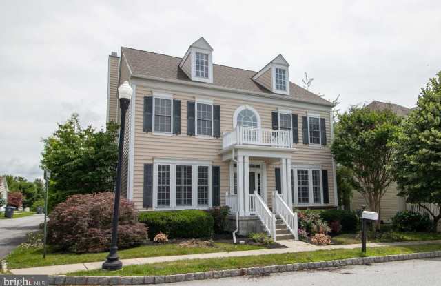 503 EMERSON Circle Gallery 2